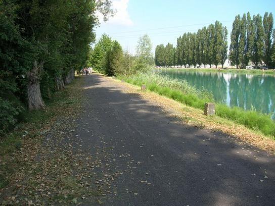 Corte La Guarnigione Valeggio sul Mincio Buitenkant foto