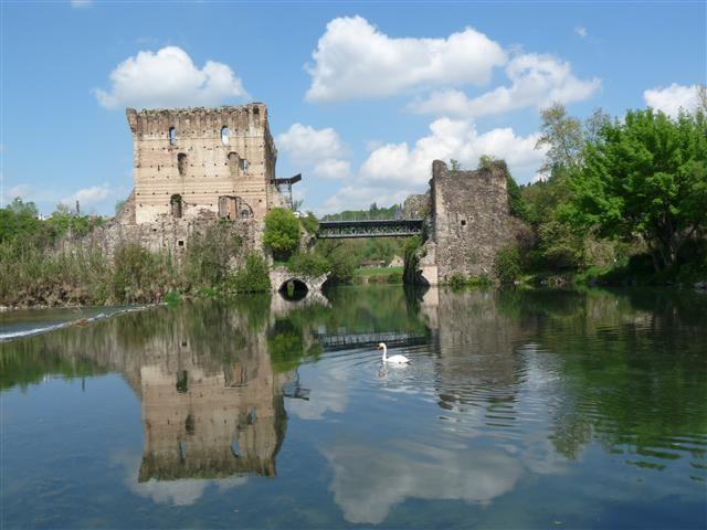 Corte La Guarnigione Valeggio sul Mincio Buitenkant foto